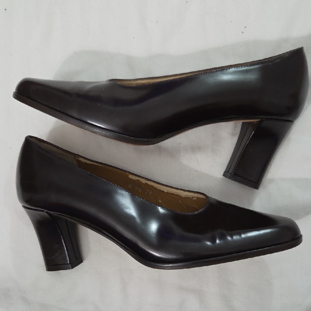 BROOKS BROTHERS, Classic Brown Leather Heels